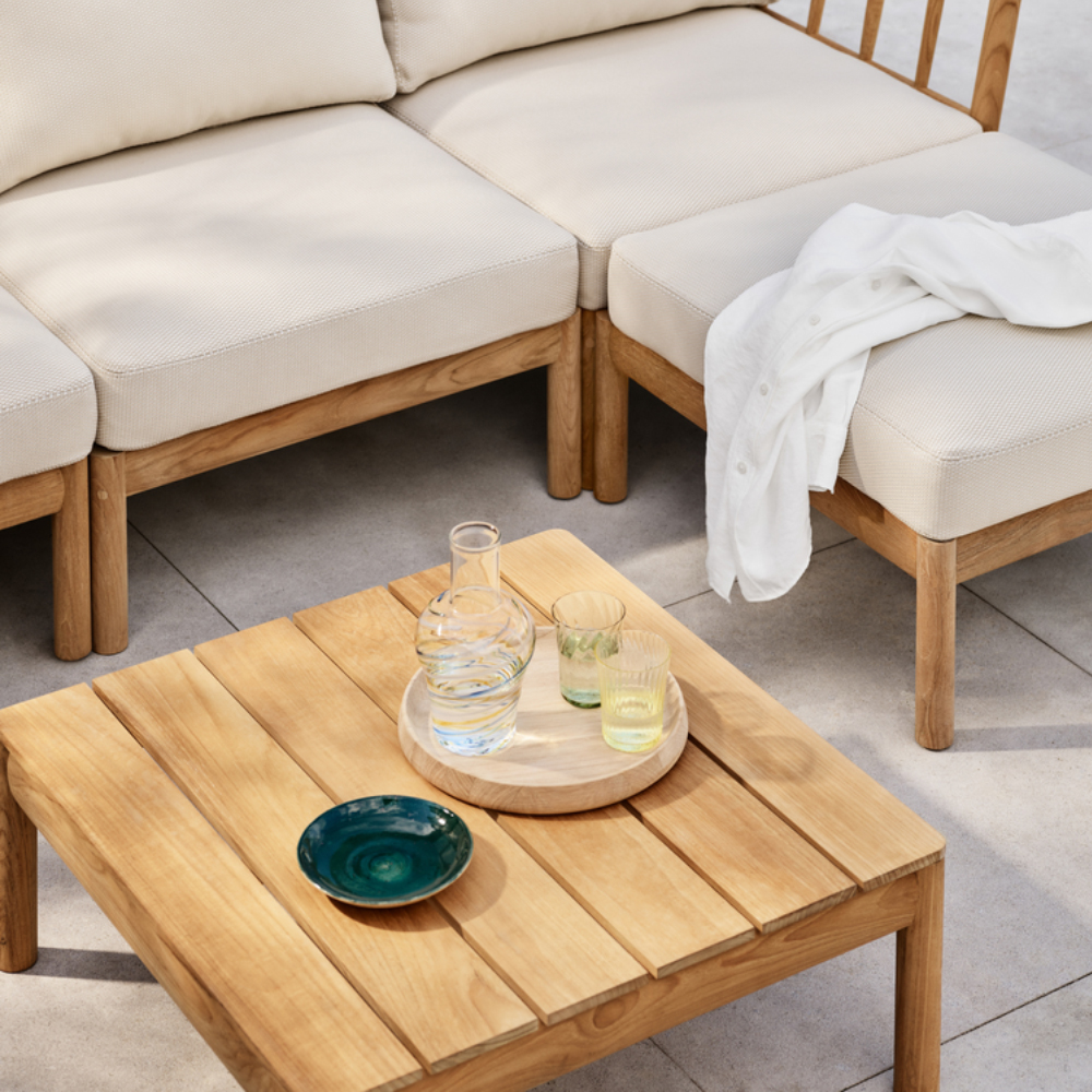 Tradition Table